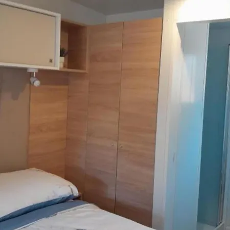 Mobile Laguna Biograd Na Moru