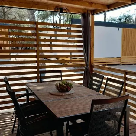 Mobile Laguna Hébergement de vacances Biograd Na Moru